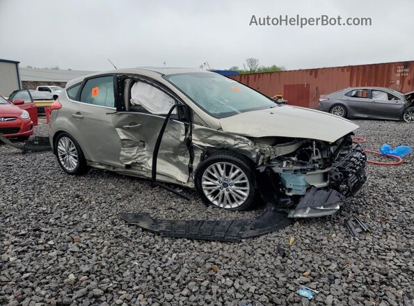 1FADP3N26GL298237 2016 FORD FOCUS Gold Przód prawy