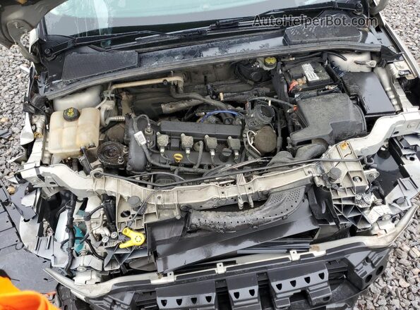 1FADP3N26GL298237 2016 FORD FOCUS Gold Widok wnętrza z tyłu