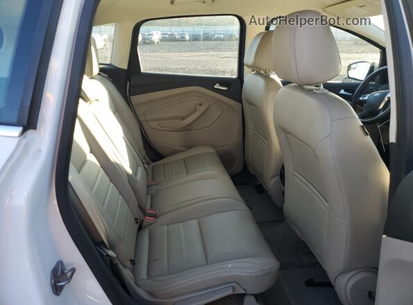 1FADP5CU7GL109420 2016 FORD C-MAX White Rear seats view