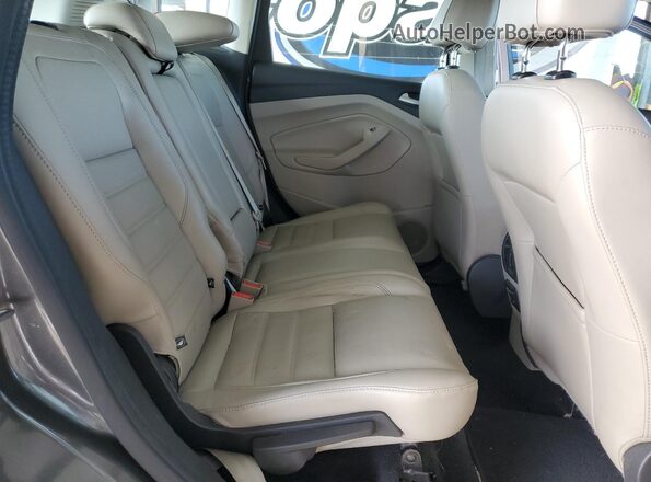 1FADP5FU2HL110181 2017 FORD C-MAX Gray Vista de los asientos traseros