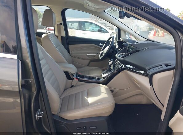 1FADP5FU7HL112640 2017 FORD C-MAX ENERGI Gray Front interior view