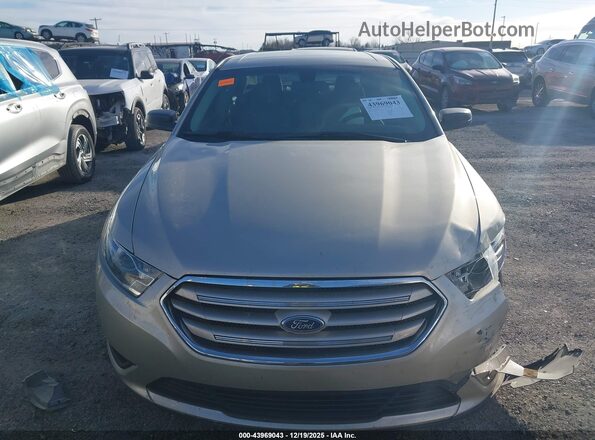 1FAHP2D85JG101088 2018 FORD TAURUS Gold Vista del cuadro de instrumentos