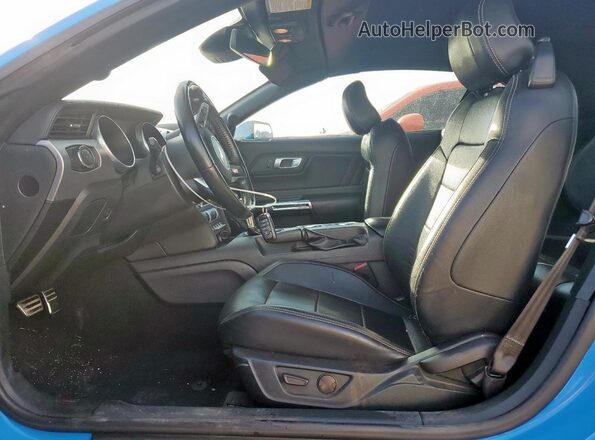 1FATP8UH3P5100457 2023 FORD MUSTANG Blue Vista interior delantera