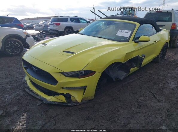 1FATP8UH7M5120139 2021 FORD MUSTANG Yellow წინა ხედი