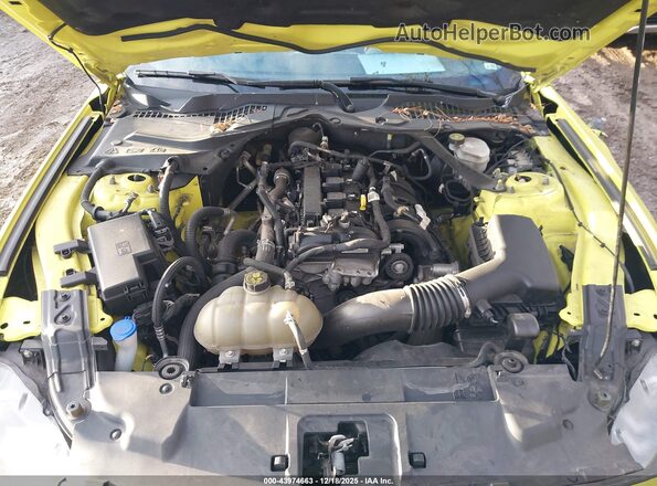 1FATP8UH7M5120139 2021 FORD MUSTANG Yellow უკანა ხედი