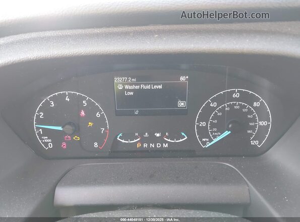 1FBAX2C83RKB79041 2024 FORD PASSENGER Silver Вид задніх сидінь