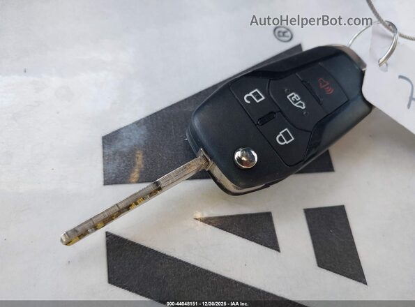 1FBAX2C83RKB79041 2024 FORD PASSENGER Silver Вид панелі приладів