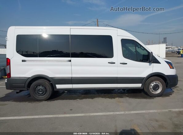 1FBAX2C84RKB30074 2024 FORD PASSENGER White Vista interior de 360 grados
