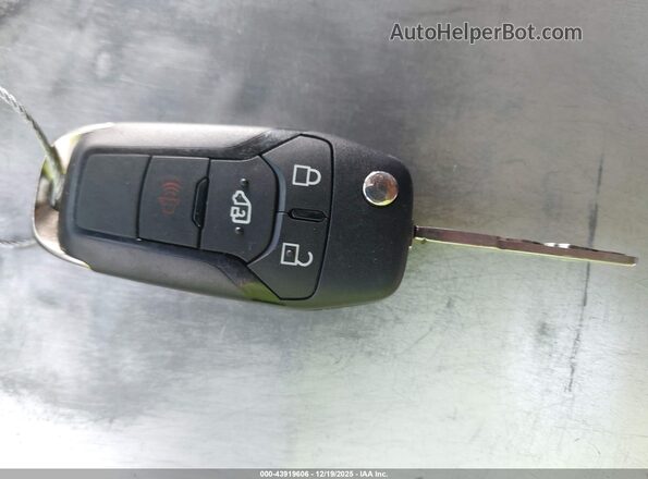 1FBAX2C84RKB30074 2024 FORD PASSENGER White Vista del salpicadero