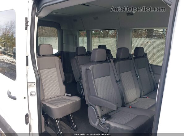 1FBAX2C87SKA39709 2025 FORD PASSENGER White 
