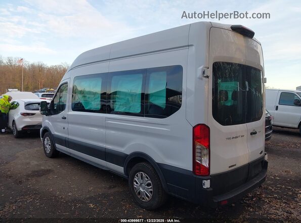 1FBAX2X88PKB99552 2023 FORD PASSENGER White Rear left