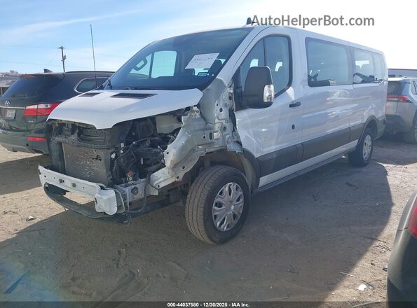1FBAX2Y84RKA12759 2024 FORD PASSENGER White Առջևի ձախ երեք քառորդ տեսարան