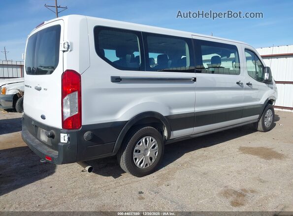 1FBAX2Y84RKA12759 2024 FORD PASSENGER White Հետևի աջ