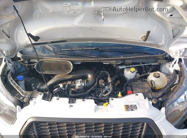1FBAX2Y85RKB29878 2024 FORD PASSENGER White Շարժիչի բաժամունքի տեսք