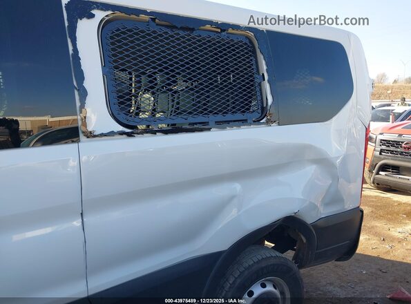 1FBAX2Y89NKA05901 2022 FORD PASSENGER White Вид спереду