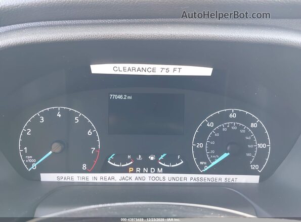 1FBAX2Y89NKA05901 2022 FORD PASSENGER White Вид задніх сидінь