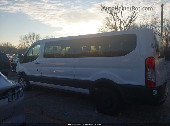 1FBAX2YG0PKA93991 2023 FORD PASSENGER White 
