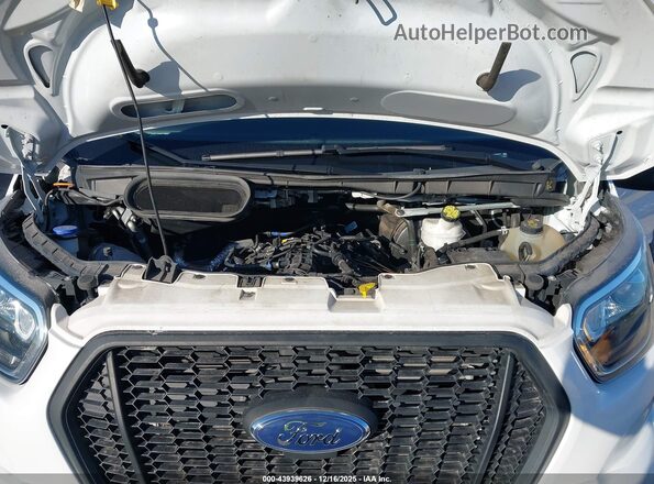 1FBAX2YG2PKB08085 2023 FORD PASSENGER White Rear view