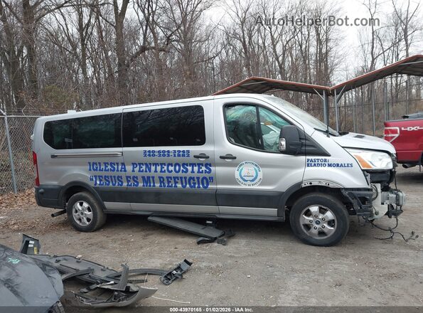 1FBAX2YG3LKA10046 2020 FORD PASSENGER Серебряный Панорамный вид салона 360°
