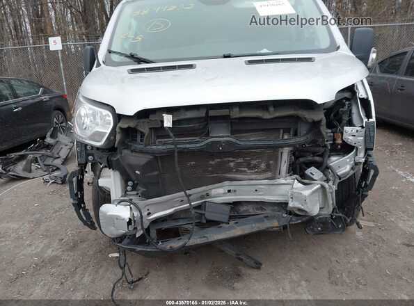 1FBAX2YG3LKA10046 2020 FORD PASSENGER Серебряный Вид спереди