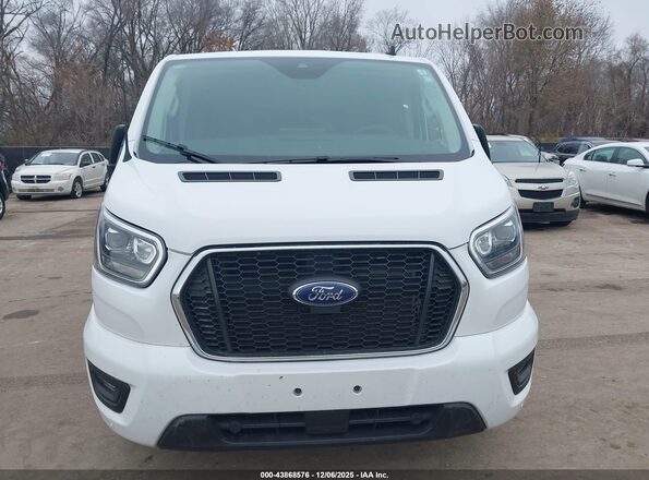 1FBAX2YG7PKB09068 2023 FORD PASSENGER White Սարքավորումների վահանակի տեսք