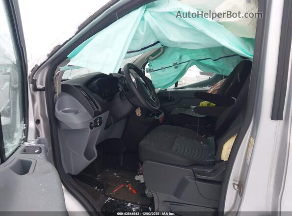 1FBZX2YM3HKA51079 2017 FORD TRANSIT-350 White Front interior view