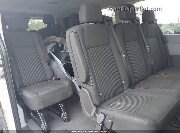 1FBZX2YM4HKA47297 2017 FORD TRANSIT-350 White 