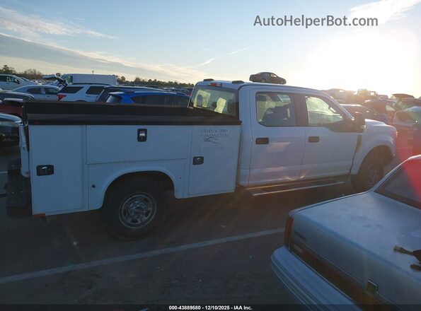 1FD7W2B67LEC25190 2020 FORD F-250 White Вид задньої частини салону