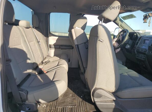 1FD7X2A65NEF14327 2022 FORD F250 Белый Вид задних сидений