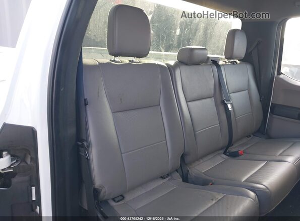 1FD7X2A65NEG18705 2022 FORD F-250 White 