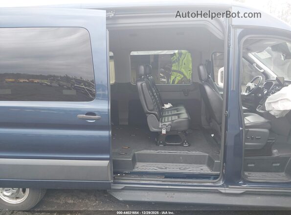 1FDAX9CG4MKA42237 2021 FORD PASSENGER Blue Widok naklejki z numerem VIN