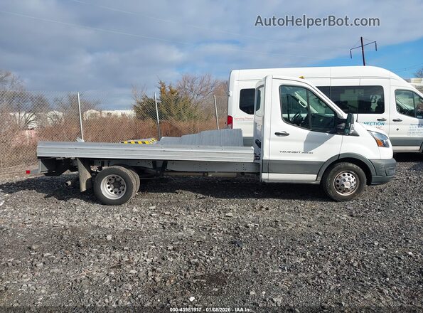 1FDBF6Z89RKA07836 2024 FORD TRANSIT-350 White Widok wnętrza z tyłu