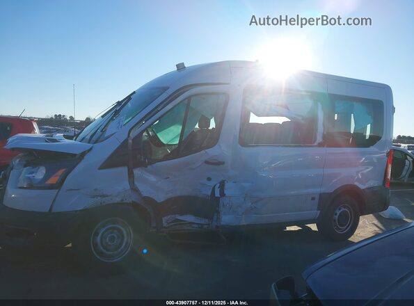 1FDZK1C84LKB00938 2020 FORD PASSENGER White Սալոնի 360 աստիճան տեսք