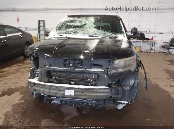 1FM5K8AR5HGC78550 2017 FORD UTILITY POLICE INTERCEPTOR Black Rear interior view