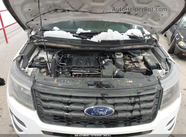 1FM5K8AR9GGA37332 2016 FORD UTILITY POLICE INTERCEPTOR Black უკანა ხედი