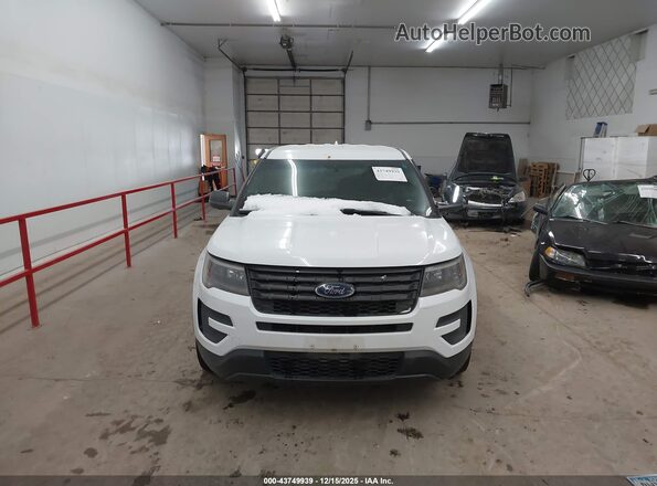 1FM5K8AR9GGA37332 2016 FORD UTILITY POLICE INTERCEPTOR Black ხელსაწყოთა პანელის ხედი