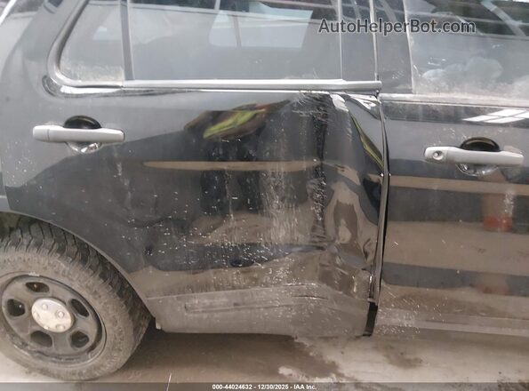1FM5K8AR9GGA77863 2016 FORD UTILITY POLICE INTERCEPTOR Черный Вид спереди