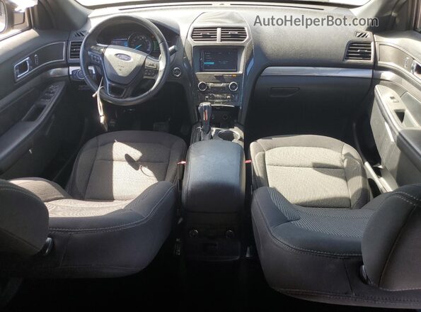 1FM5K8D83JGA56856 2018 FORD FORD EXPLORER White Dashboard view