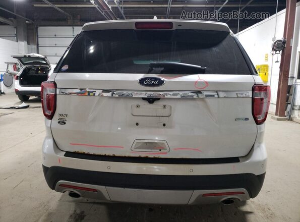 1FM5K8D8XGGC04770 2016 FORD FORD EXPLORER White Widok z tyłu