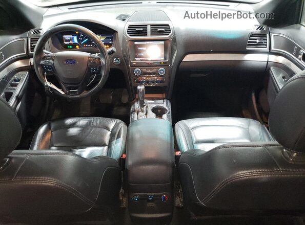 1FM5K8D8XGGC04770 2016 FORD FORD EXPLORER White Widok deski rozdzielczej