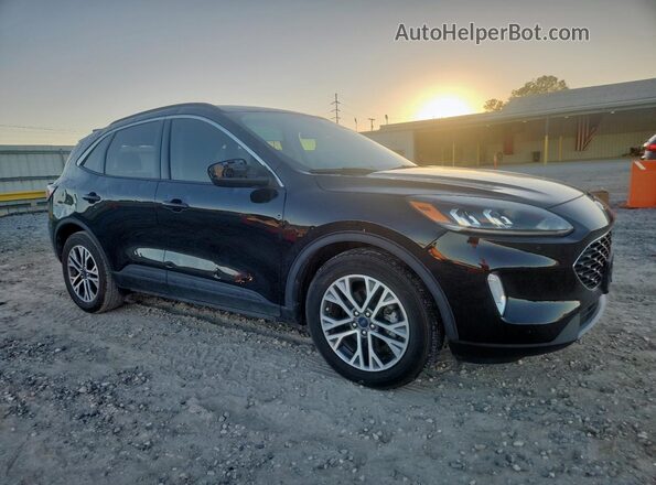 1FMCU0H63NUB40629 2022 FORD ESCAPE Черный Передняя правая четверть