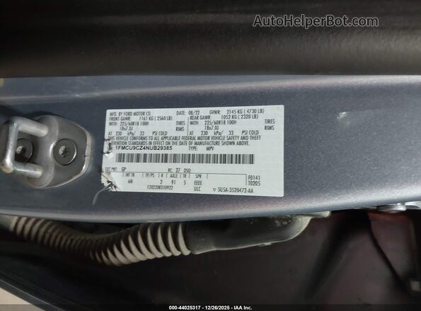 1FMCU9CZ4NUB29385 2022 FORD ESCAPE Silver Widok komory silnika