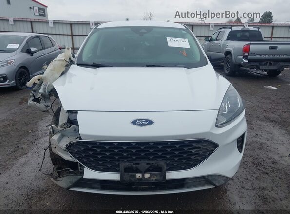 1FMCU9G65NUB13910 2022 FORD ESCAPE White ხელსაწყოთა პანელის ხედი