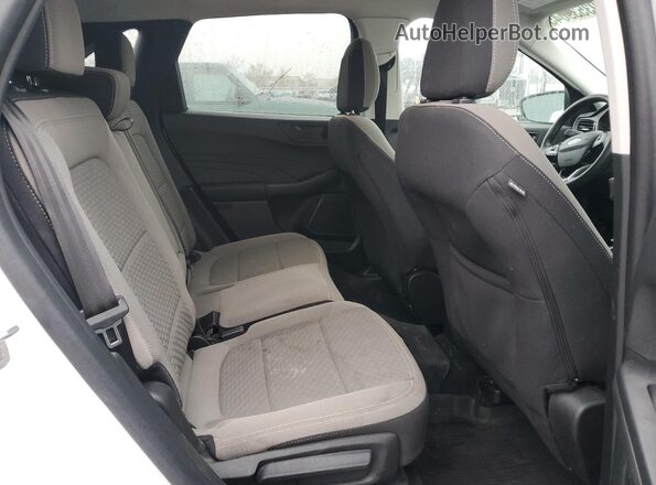1FMCU9G68NUC02483 2022 FORD ESCAPE White Widok tylnych siedzeń
