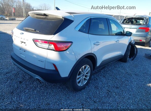 1FMCU9G6XNUB16592 2022 FORD ESCAPE Белый Задняя правая четверть