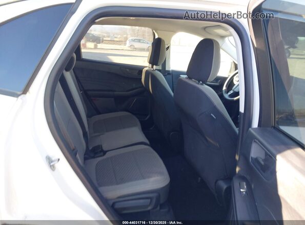 1FMCU9G6XNUB16592 2022 FORD ESCAPE Белый Вид наклейки с VIN-кодом