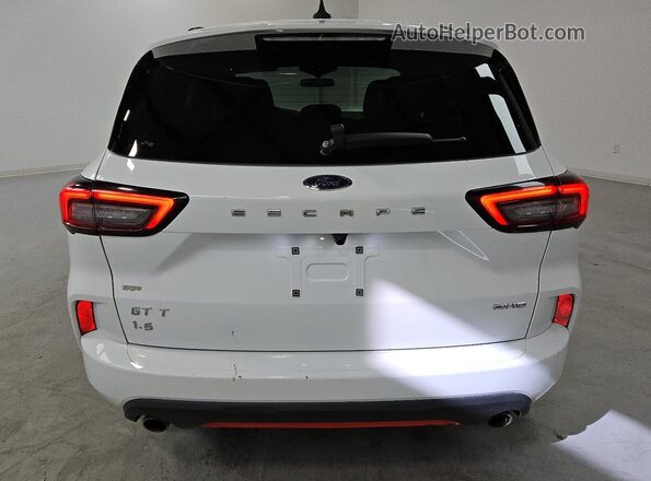 1FMCU9MN5PUA09531 2023 FORD ESCAPE Белый 
