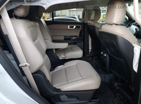 1FMSK7DH4LGB18202 2020 FORD FORD EXPLORER White Widok tylnych siedzeń