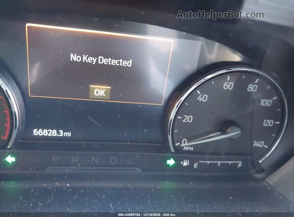 1FMSK7DHXNGC15360 2022 FORD FORD EXPLORER Silver Vista de los asientos traseros