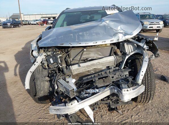 1FMSK7DHXNGC15360 2022 FORD FORD EXPLORER Silver Vista frontal